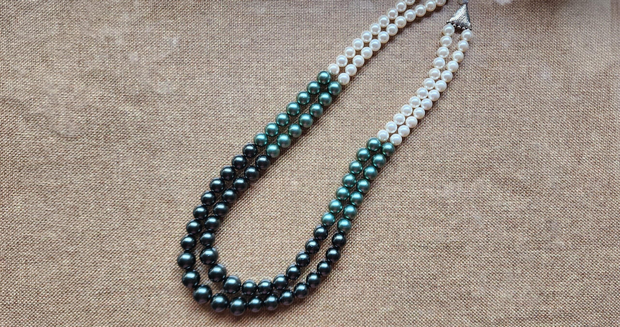 Forest Emerald Pearl Necklace3