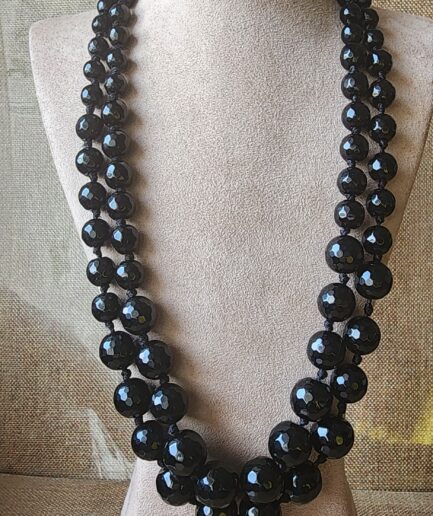 Olive Black Knotted Pearls